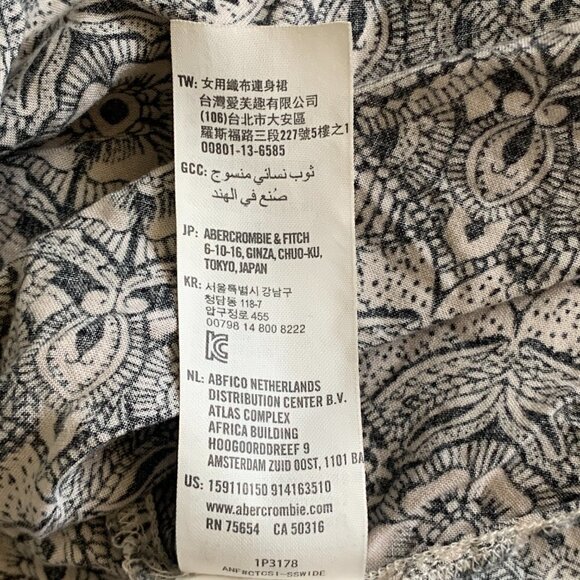 AF Abercrombie & Fitch Halter Neck Floral Skater Dress Sz L Black & White 134H - Picture 9 of 11